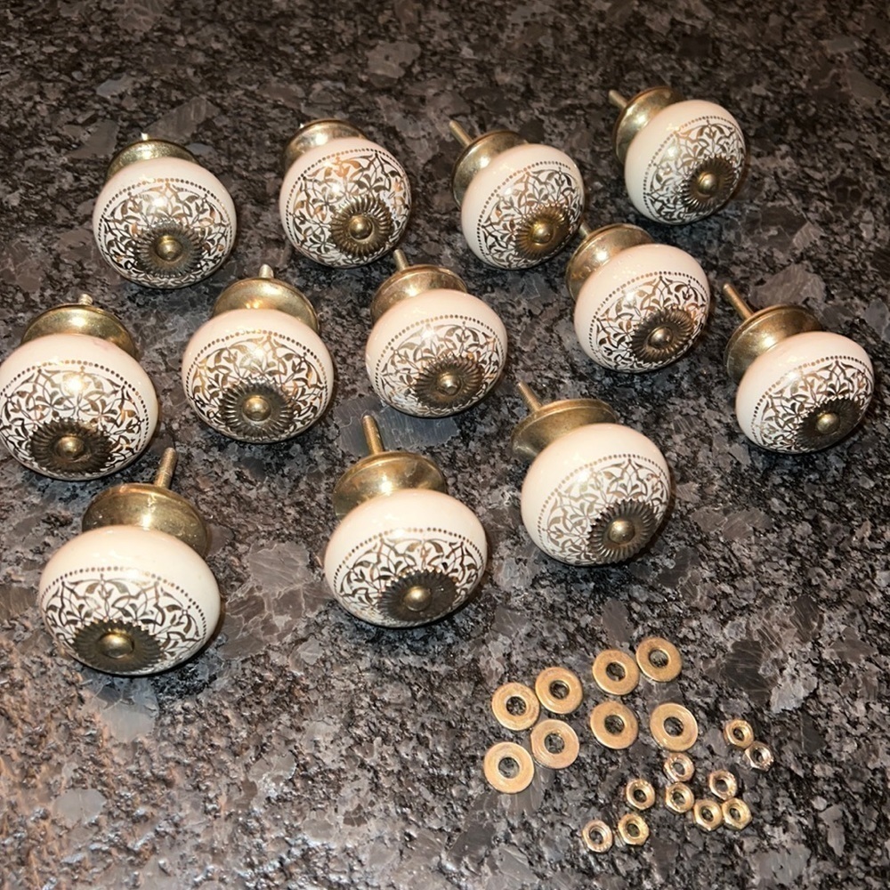 Set of 12 Ceramic and Gold Painted Door Knobs Pulls 1.5”W x 2.5”L